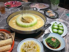 -禄婶鸡煲·打边炉