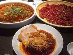 -万重锦·人文川菜馆(骡马市店)