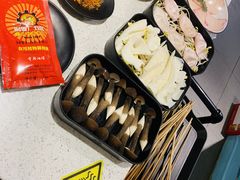 鱼泡-钢管厂五区小郡肝串串香(南山店)
