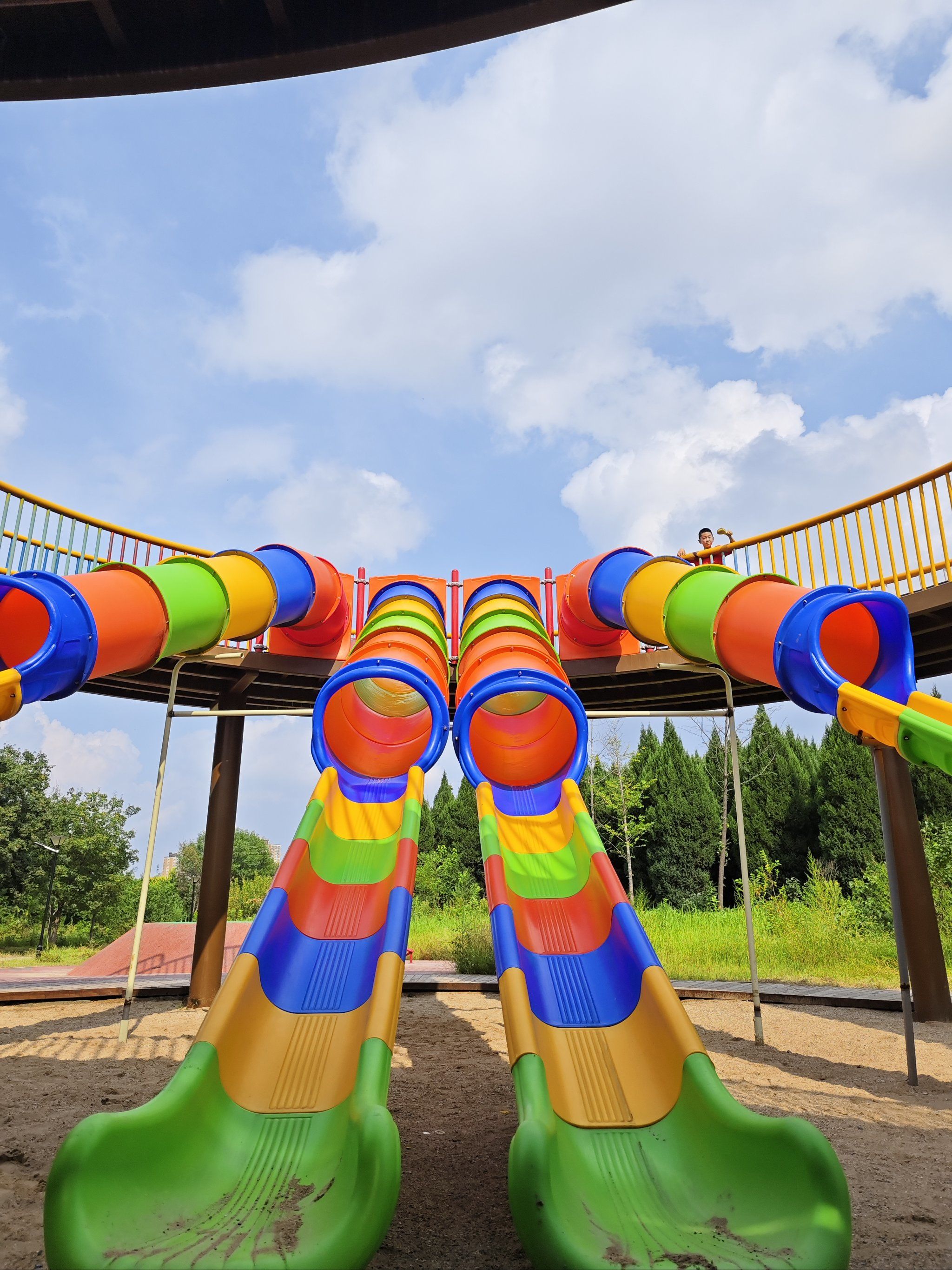 朝阳区|公园集的超大免费蹦床