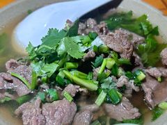 -大众跷脚牛肉馆·非遗传承单位(峨眉山店)