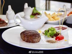 -厚街国际大酒店·360度旋转餐厅
