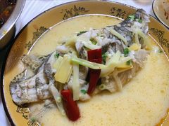 葱烧桂鱼-彭大姐老店黄辣丁(新津店)