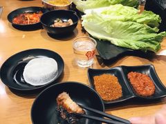 -肉甲韩国木炭烤肉(新壹街1店)