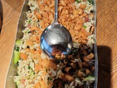 -蜜桃餐厅·伴山(湖滨商业街店)