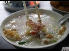 艇仔粥-伍湛记 · 广州老字号(龙津中路店)
