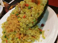 -玖月时尚泰式餐厅