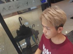 -丝语萱形象