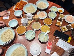 -裕兴记•蟹黄面馆(人民广场店)