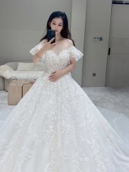 点击看大图 -Renee芮亦婚纱