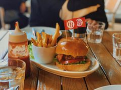经典牛肉汉堡-Bistro 63 创意融合料理(广粤天地店)