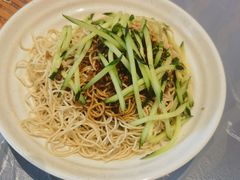 -肥肥虾庄·金牌油焖大虾(杨园滨江时代walk店)