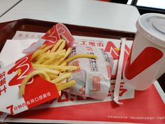 -华莱士·全鸡汉堡(四道街店)