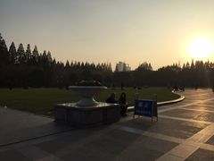 -复旦大学光华楼