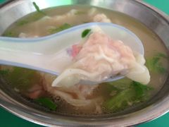 大肉云吞特写-大兄云吞(龙船店)