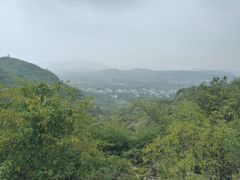 -灵岩山风景区