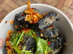 -黑色经典臭豆腐·湖南特产(步行街店)