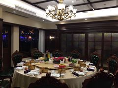 -小天鹅火锅·一线江景洪鼎旗舰店(洪崖洞店)