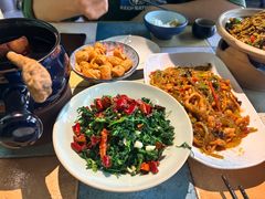 -顶顶香煎饼家常菜(金花南路店)