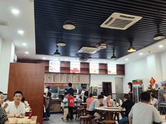 -香辉食馆(新兴路店)