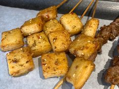 鱼豆腐-管氏翅吧(护国寺店)