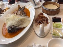 -梅利汴京烤鸭•开封豫菜地标店(东大街店)