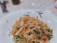 鱼师傅捞起鱼腩-港升鱼师傅·中山脆肉鲩