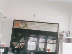 -能手汽车隔热膜旗舰店·3M贴膜体验中心