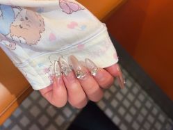 -晨·艺美甲美睫