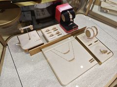 -卡地亚(杭州大厦精品店)