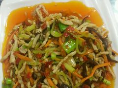 -乡土特色.冷锅鱼.牦牛肉汤锅