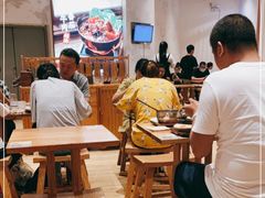 大堂-小满手工粉(上海月星环球港店)