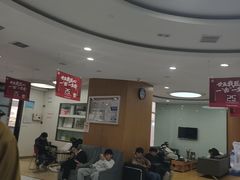 -雅悦齿科(顾村公园店)