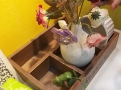 -志龙皇冠吃货椰子铺