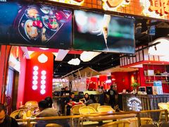 大堂-龙少爷碳火干锅(环球中心店)
