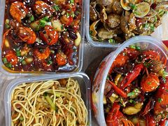 -捌贰虾蟹·江湖菜馆(江汉路店)
