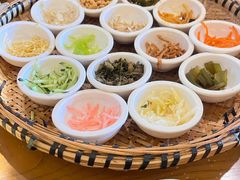 -包整·丝娃娃(一览甲秀楼风景店)