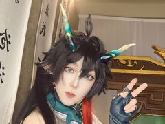 -米游妙妙屋cosplay换装自拍摄影体验馆