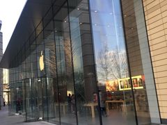 -Apple零售店(华贸购物中心店)