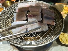 活烤鳗鱼-草家酱蟹炭火烤肉店(珲春南路一店)