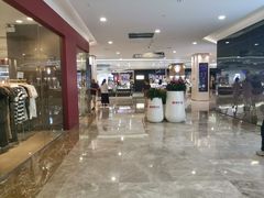 店内环境-杭州西湖银泰百货