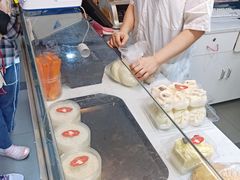 自助取餐区-白玉兰食品(中山公园龙之梦店)