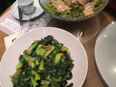 -黄泥岗·地道湖北菜(奥特莱斯店)