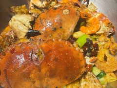 -七欣天香辣蟹火锅(上海银亿滨江店)