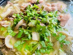 -谢老五跷脚牛肉·非遗传承店