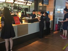 -麦当劳(高铁南站店)