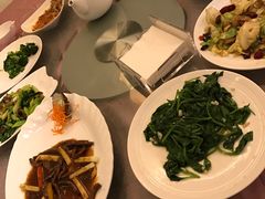 -蜈支洲岛珊瑚酒店临海阁中餐厅
