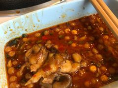 -蛙两只美蛙鱼头火锅(恒茂店)