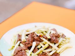 荞菜炒牛肉-雅苑餐厅(朝天路店)