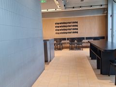 -M Stand(北京平安幸福中心店)